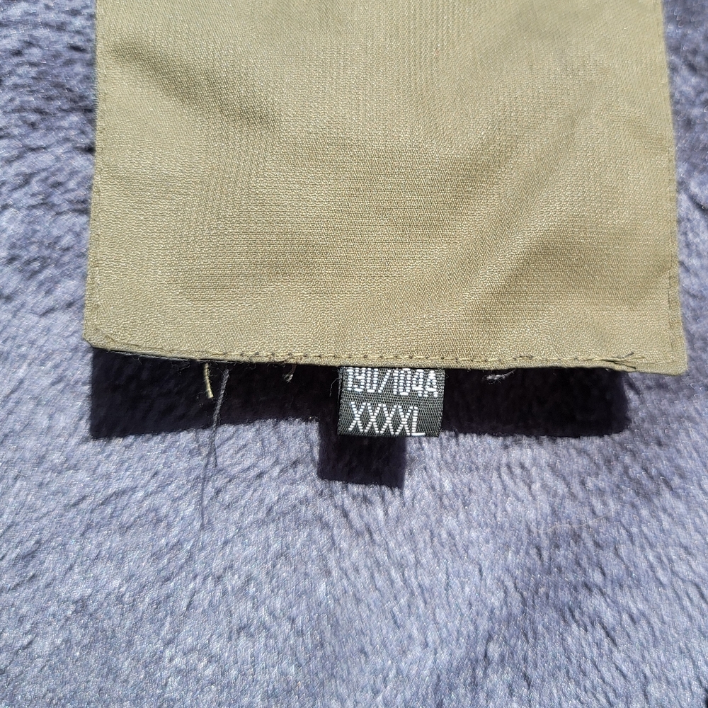 Outdoor Jacket - Picture 4 of 8